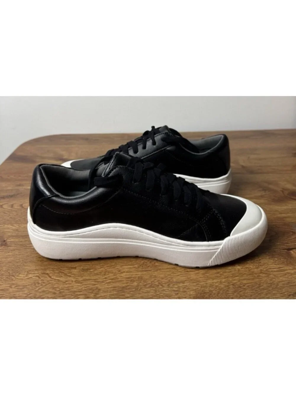 Dr. Scholl's Time Off Platform Sneaker Black Women's Size 8.5W Super Comfortable